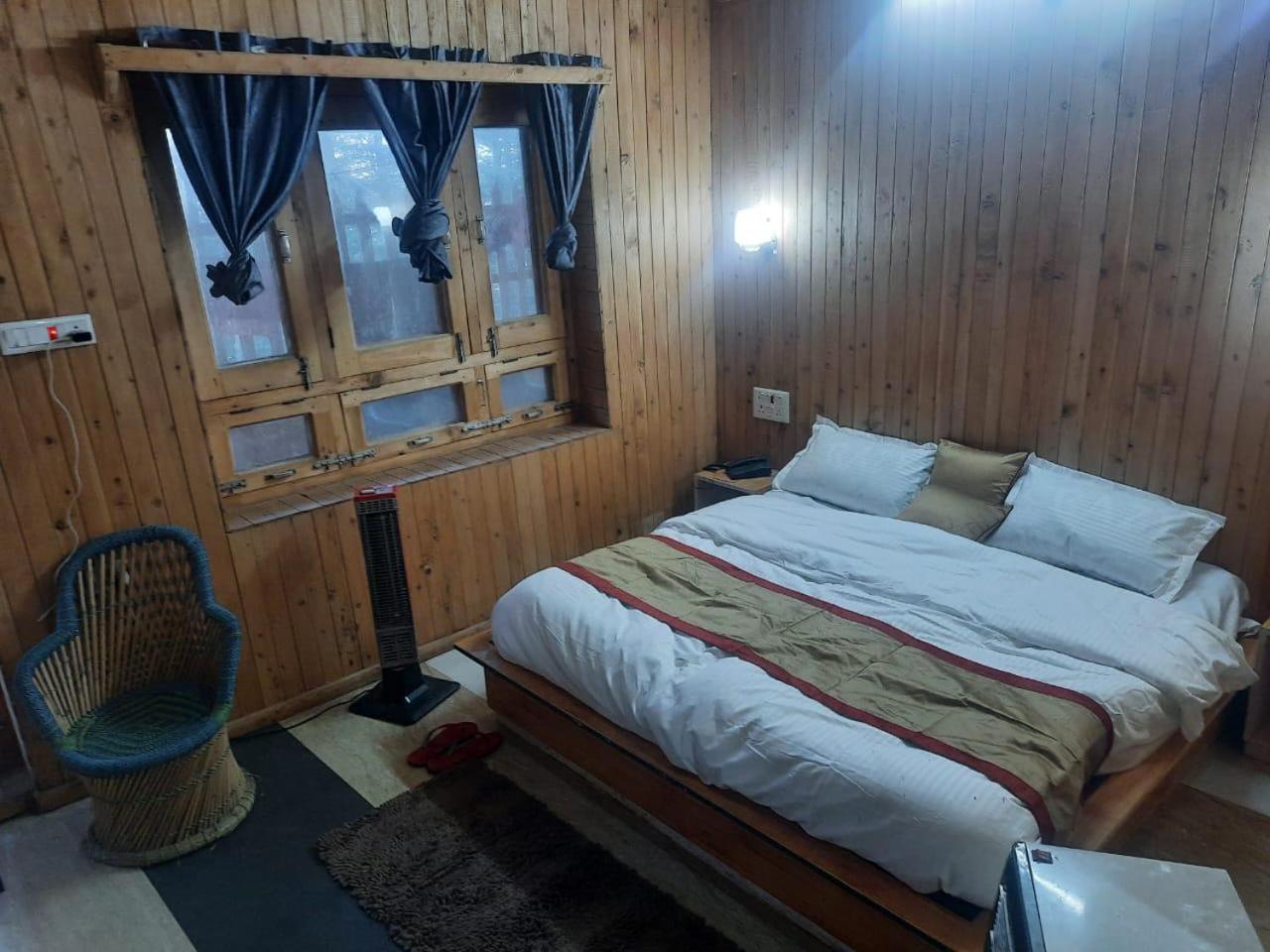 Matri Pitri Cottage Matiana Extérieur photo